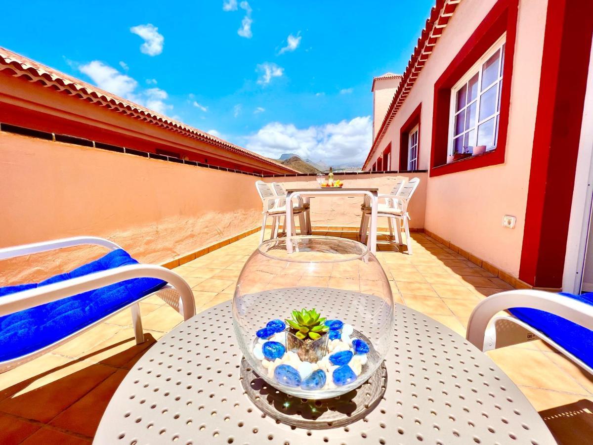 לוס כריסטיאנוס !!! Relaxing View, The Heights Apartment With Terrace And Heated Pools, Los Cristianos מראה חיצוני תמונה