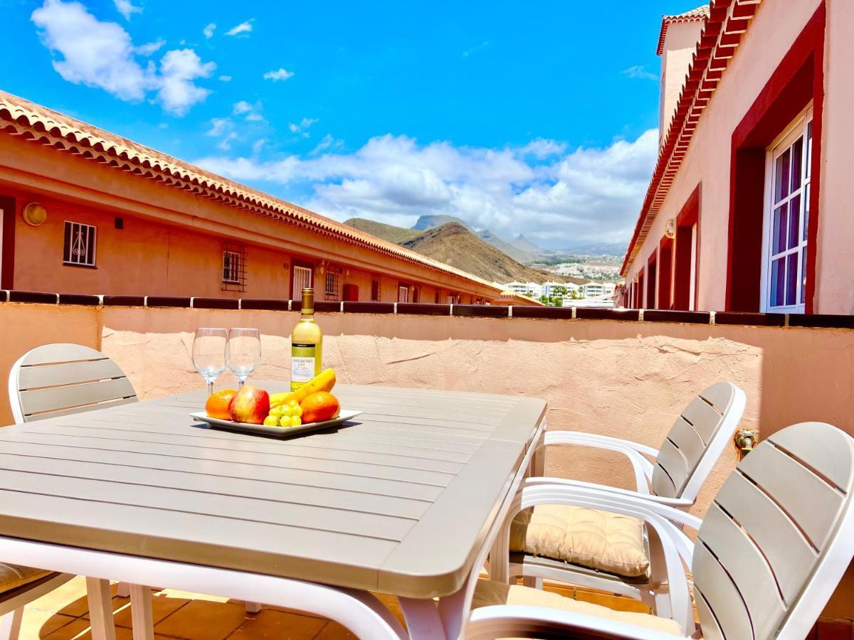 לוס כריסטיאנוס !!! Relaxing View, The Heights Apartment With Terrace And Heated Pools, Los Cristianos מראה חיצוני תמונה