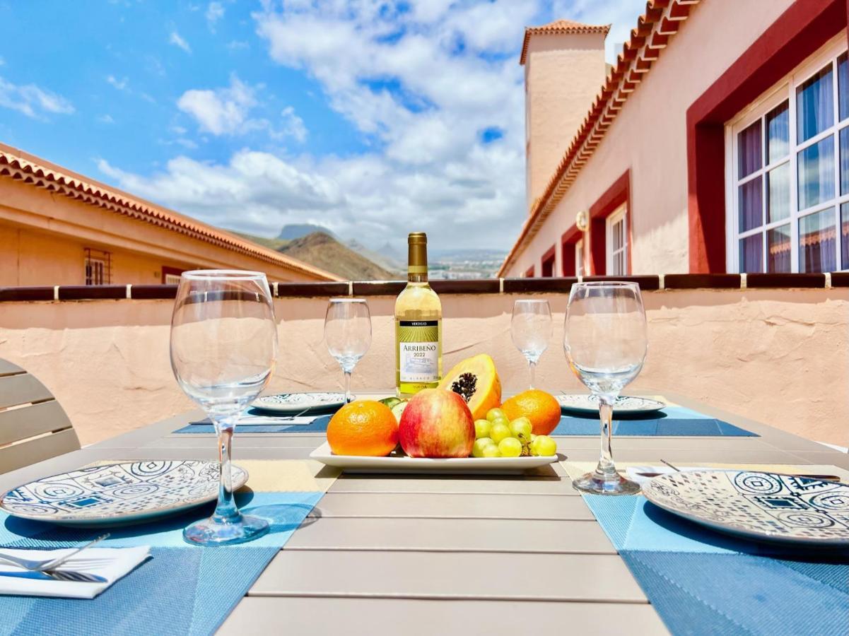 לוס כריסטיאנוס !!! Relaxing View, The Heights Apartment With Terrace And Heated Pools, Los Cristianos מראה חיצוני תמונה