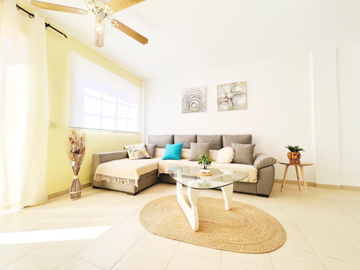 לוס כריסטיאנוס !!! Relaxing View, The Heights Apartment With Terrace And Heated Pools, Los Cristianos מראה חיצוני תמונה